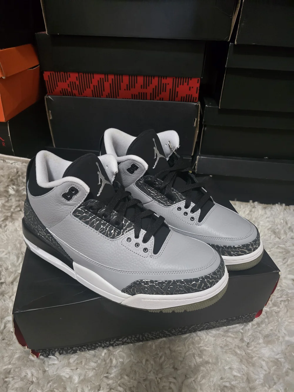 Jordan Retro 3 Shoes in Grey and Black with Elephant Print